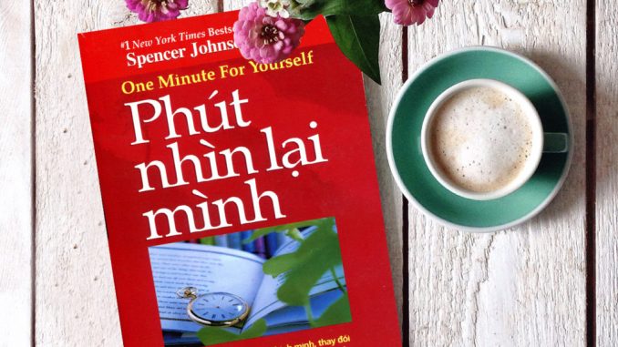 Phút Nhìn Lại Mình