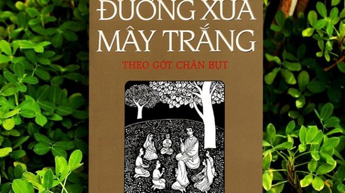 Đường Xưa Mây Trắng