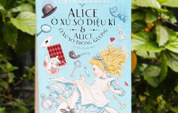 Alice Ở Xứ Sở Trong Gương